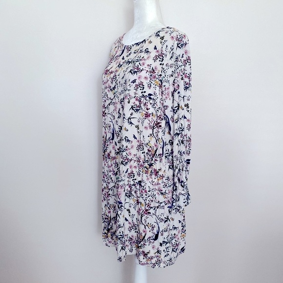 Black and White Sheath Dress with Bishop Sleeves for Wedding Guest - Picture 3 of 14